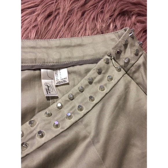 Forever 21 Shorts - Picture 2 of 2